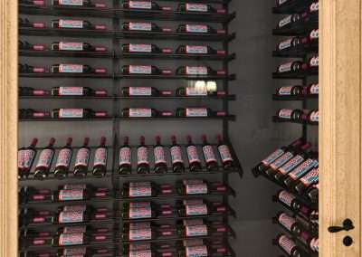 Evolution Wine Wall, Wall Mounted Wine Racks, Wall Wine Racks, Floor to Ceiling Wien Racks, Modern Wien Racks, Metal Wine Racks, Wine Wall Racking, Wine Wall Display Shelves